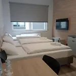 Centrum Szkoleniowo - Noclegowe Hhm Hegelmann O *