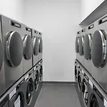 Centrum Szkoleniowo - Noclegowe Hhm Hegelmann O Apartment Zgorzelec