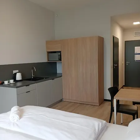 Centrum Szkoleniowo - Noclegowe Hhm Hegelmann O *