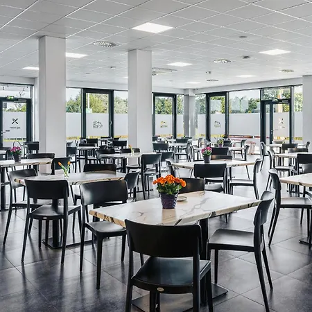 Centrum Szkoleniowo - Noclegowe Hhm Hegelmann O Apartment Zgorzelec