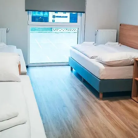 Apartment Centrum Szkoleniowo - Noclegowe Hhm Hegelmann O