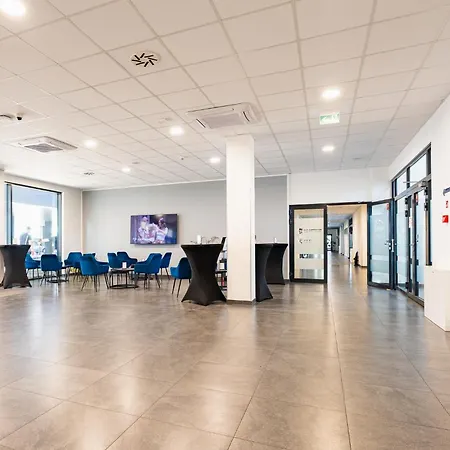Daire Centrum Szkoleniowo - Noclegowe Hhm Hegelmann O