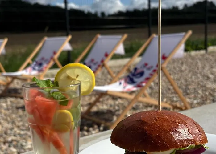 Centrum Szkoleniowo - Noclegowe Hhm Hegelmann O *