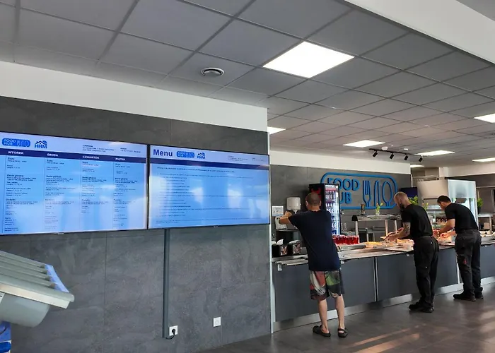 דירה Centrum Szkoleniowo - Noclegowe Hhm Hegelmann O זגורזלק